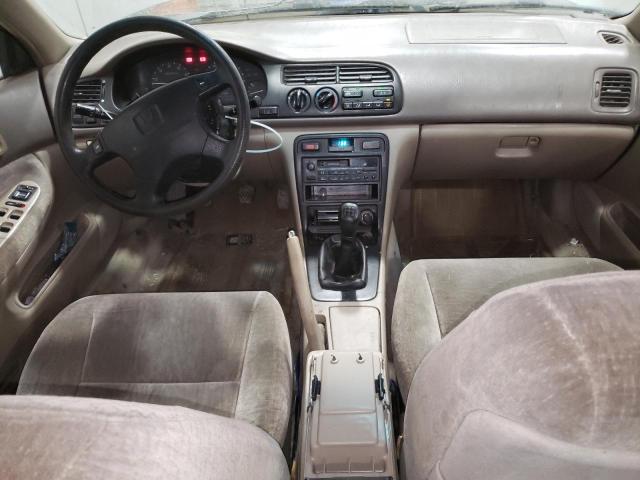 Photo 8 from auction – 1997 HONDA ACCORD with VIN 1HGCD5557VA054126