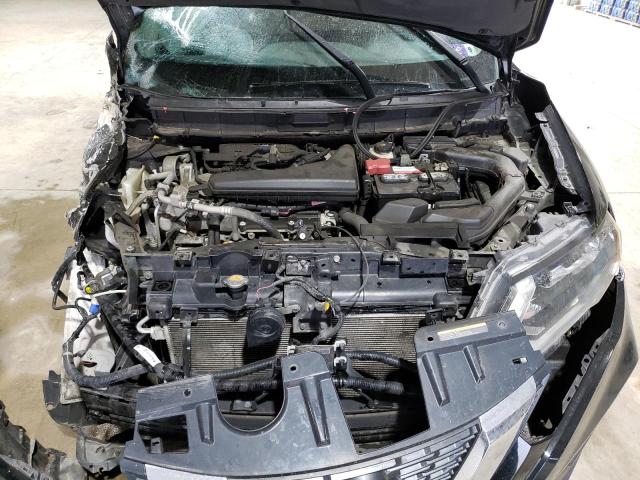 Photo 11 from auction – 2018 NISSAN ROGUE S with VIN 5N1AT2MT0JC802605
