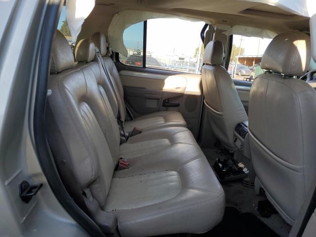 Photo 10 from auction – 2004 MERCURY MOUNTAINEE with VIN 4M2DU86W54ZJ08870