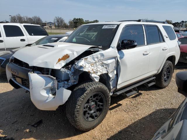TOYOTA 4RUNNER SR 2022 with VIN JTERU5JR0N5974752 - Photo from auction