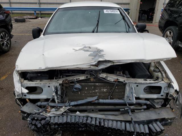Photo 5 from auction – 2004 FORD CROWN VICT with VIN 2FAHP71W04X103006