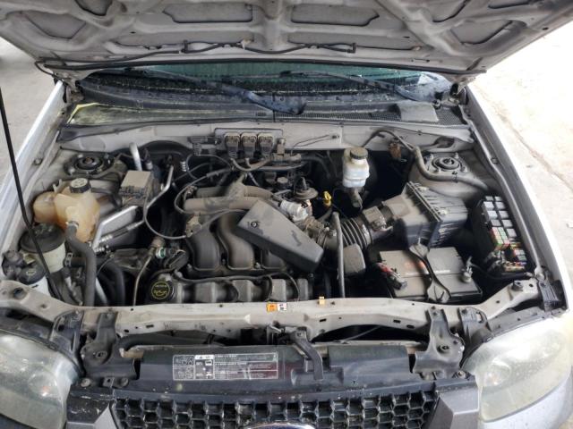 Photo 11 from auction – 2005 FORD ESCAPE XLT with VIN 1FMYU03145KD18304