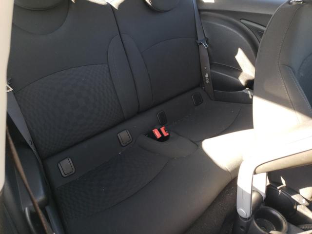 Photo 10 from auction – 2010 MINI COOPER S with VIN WMWMF7C50ATZ70038