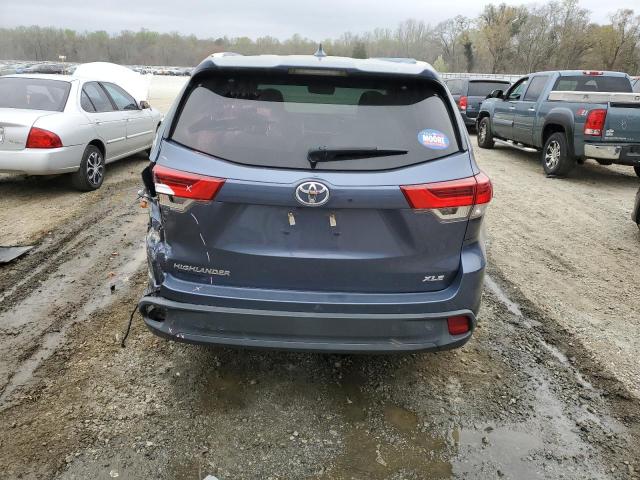 Photo 6 from auction – 2018 TOYOTA HIGHLANDER with VIN 5TDKZRFH6JS241432