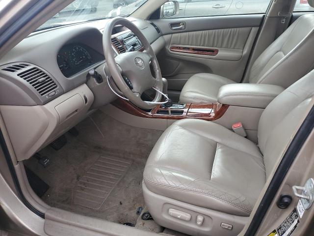 Photo 7 from auction – 2004 TOYOTA CAMRY LE with VIN 4T1BE30K94U900452