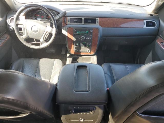 Photo 8 from auction – 2011 CHEVROLET SUBURBAN C with VIN 1GNSCJE05BR195677