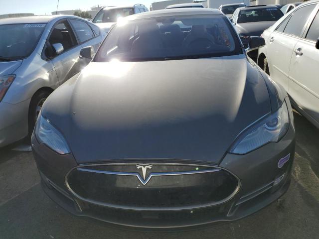 Photo 5 from auction – 2016 TESLA MODEL S with VIN 5YJSA1E20GF129471