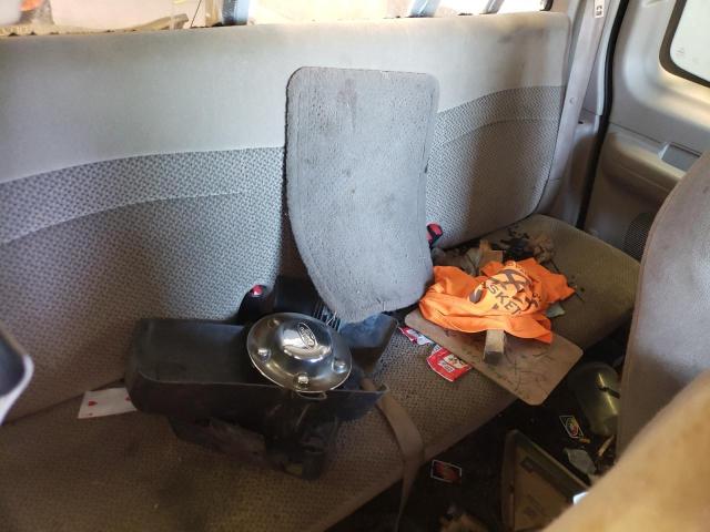 Photo 10 from auction – 2000 FORD F150 with VIN 1FTRX17W0YNC22426