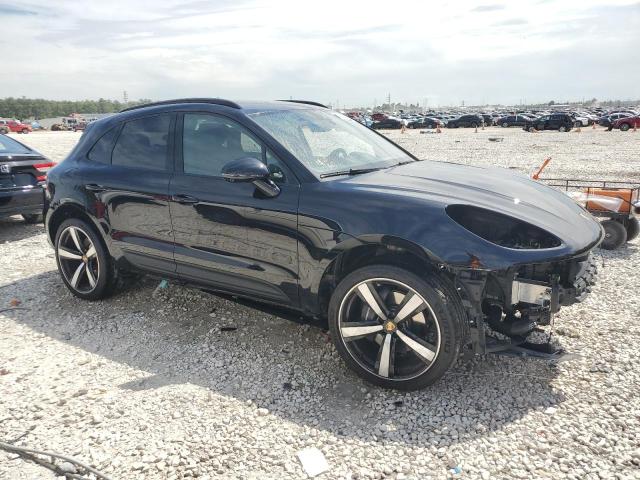 Photo 4 from auction – 2023 PORSCHE MACAN BASE with VIN WP1AA2A5XPLB16675