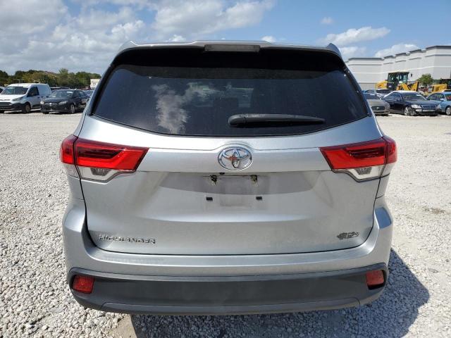Photo 6 from auction – 2019 TOYOTA HIGHLANDER with VIN 5TDZARFH5KS061639