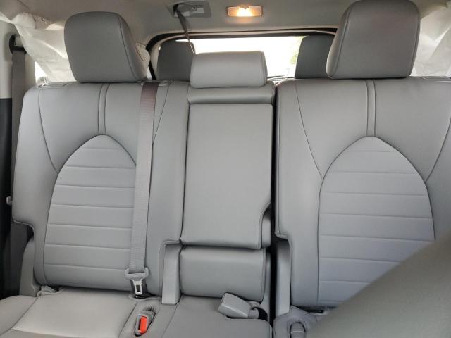 Photo 10 from auction – 2023 TOYOTA HIGHLANDER with VIN 5TDKDRAH9PS042275