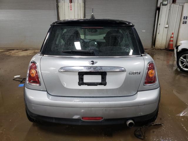 Photo 6 from auction – 2007 MINI COOPER with VIN WMWMF33567TT52787
