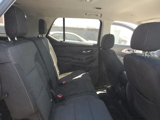 Photo 11 from auction – 2018 CHEVROLET TRAVERSE L with VIN 1GNERFKW0JJ256612
