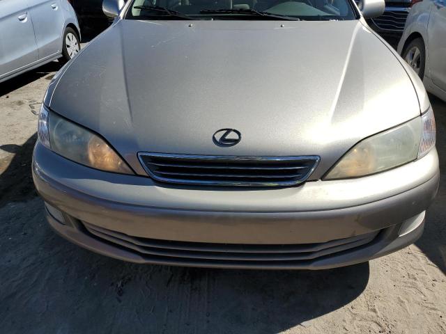 Photo 11 from auction – 2000 LEXUS ES 300 with VIN JT8BF28G0Y0280789