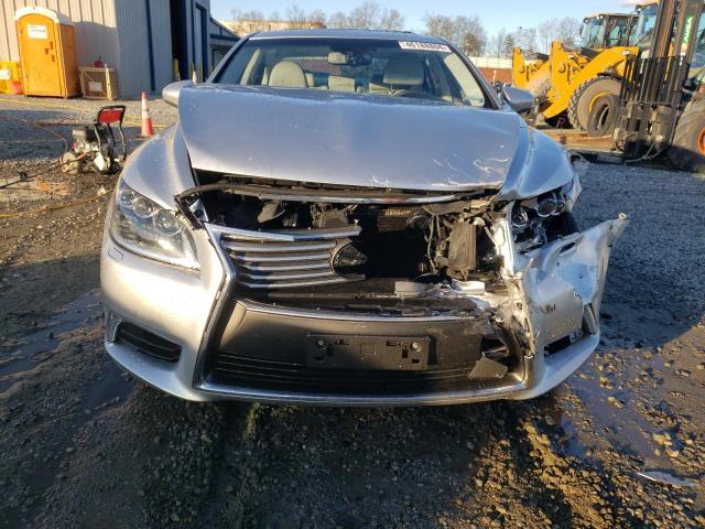 Photo 5 from auction – 2017 LEXUS LS 460L with VIN JTHGL5EF4H5057508