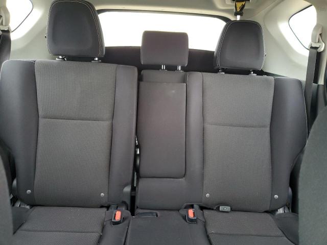 Photo 10 from auction – 2016 TOYOTA RAV4 XLE with VIN JTMWFREV3GD091561