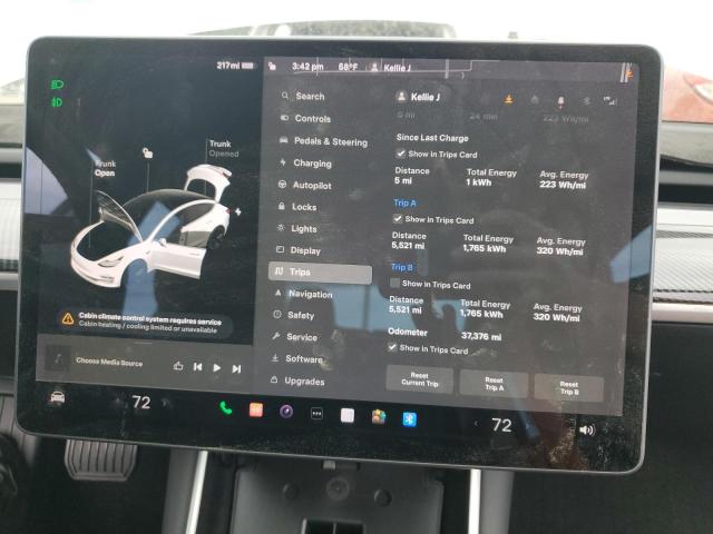Photo 9 from auction – 2018 TESLA MODEL 3 with VIN 5YJ3E1EBXJF093899
