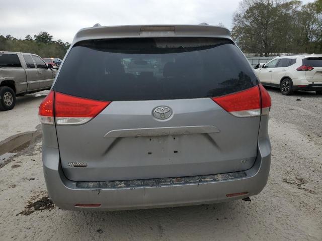 Photo 6 from auction – 2013 TOYOTA SIENNA LE with VIN 5TDKK3DC4DS303066