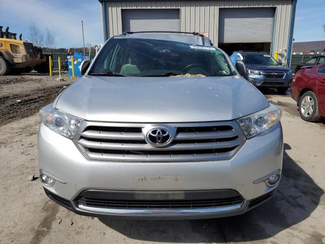 Photo 5 from auction – 2013 TOYOTA HIGHLANDER with VIN 5TDBK3EH7DS242127