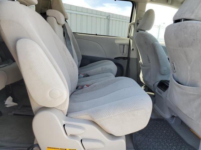 Photo 10 from auction – 2012 TOYOTA SIENNA LE with VIN 5TDKK3DC9CS247480