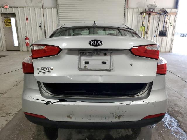 Photo 6 from auction – 2015 KIA FORTE LX with VIN KNAFK4A63F5373766