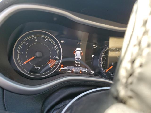 Photo 9 from auction – 2015 JEEP CHEROKEE L with VIN 1C4PJMDBXFW739865