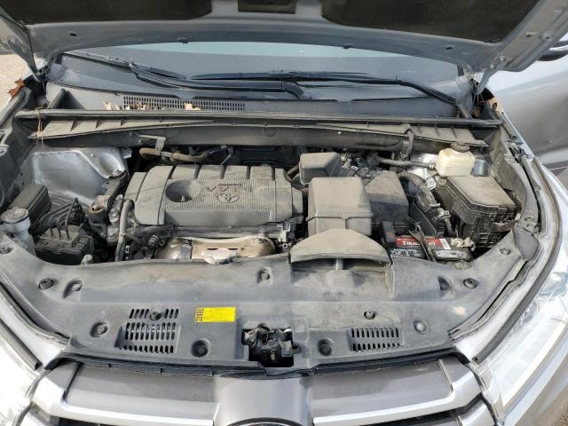 Photo 12 from auction – 2017 TOYOTA HIGHLANDER with VIN 5TDZARFH8HS031026