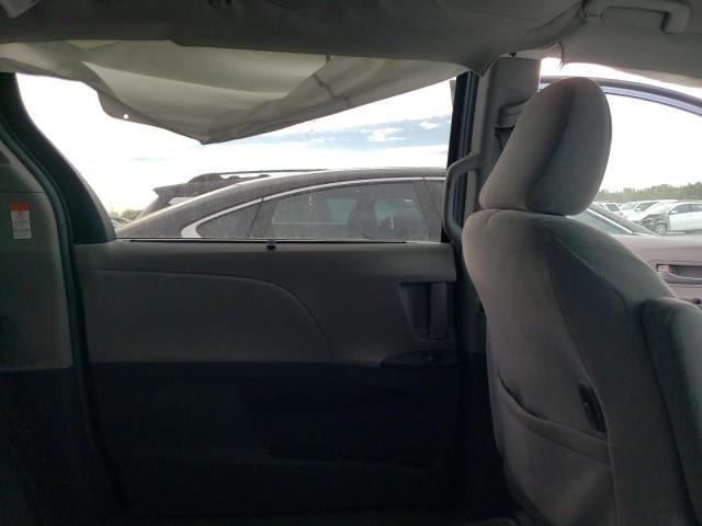 Photo 11 from auction – 2015 TOYOTA SIENNA LE with VIN 5TDKK3DC0FS681663