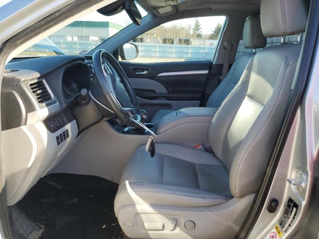 Photo 7 from auction – 2019 TOYOTA HIGHLANDER with VIN 5TDJZRFH9KS962003