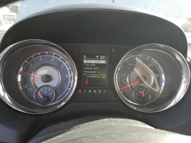Photo 9 from auction – 2014 CHRYSLER TOWN & COU with VIN 2C4RC1BG9ER256049