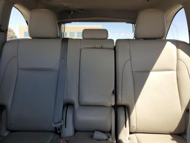 Photo 10 from auction – 2016 TOYOTA HIGHLANDER with VIN 5TDJKRFHXGS324323