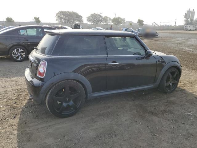 Photo 3 from auction – 2011 MINI COOPER with VIN WMWSU3C57BT099310