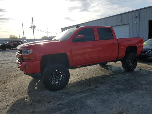 CHEVROLET SILVERADO 2018 with VIN 3GCUKREC5JG321886 - Photo from auction