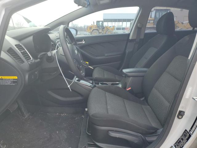 Photo 7 from auction – 2017 KIA FORTE LX with VIN 3KPFK4A70HE045854