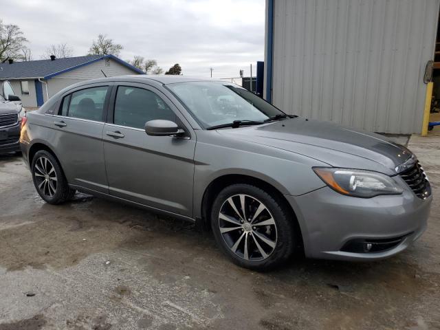 Photo 4 from auction – 2013 CHRYSLER 200 TOURIN with VIN 1C3CCBBB4DN521816