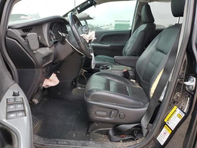 Photo 7 from auction – 2017 TOYOTA SIENNA SE with VIN 5TDXZ3DCXHS828639