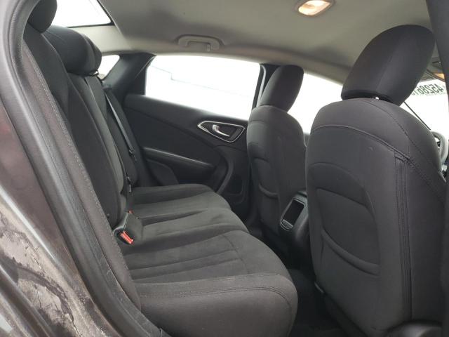 Photo 10 from auction – 2016 CHRYSLER 200 LIMITE with VIN 1C3CCCAB1GN106870