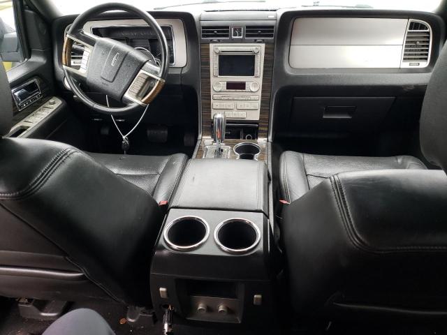 Photo 8 from auction – 2010 LINCOLN NAVIGATOR with VIN 5LMJJ3J56AEJ04437
