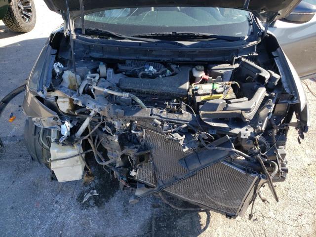 Photo 11 from auction – 2015 NISSAN ROGUE S with VIN KNMAT2MTXFP552360