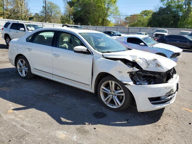 Photo 4 from auction – 2013 VOLKSWAGEN PASSAT SEL with VIN 1VWCN7A35DC003137