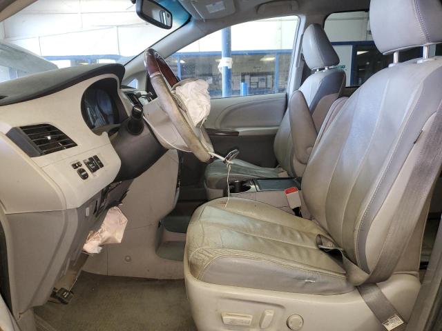Photo 7 from auction – 2012 TOYOTA SIENNA XLE with VIN 5TDDK3DC4CS044621