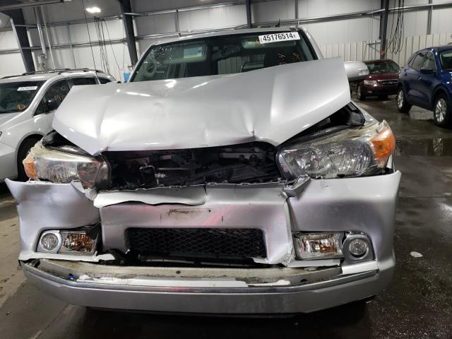 Photo 5 from auction – 2012 TOYOTA 4RUNNER SR with VIN JTEBU5JR9C5108255