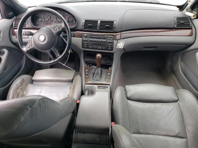 Photo 8 from auction – 2002 BMW 325 IT with VIN WBAEN33422PC11279