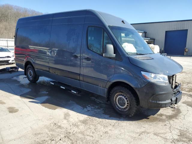 Photo 4 from auction – 2019 MERCEDES-BENZ SPRINTER 2 with VIN WD4PF1CD4KP134897