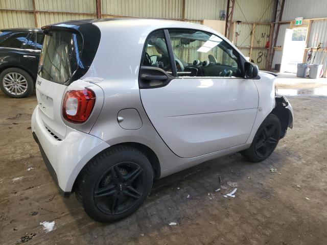Photo 3 from auction – 2016 SMART FORTWO with VIN WMEFJ5DA3GK154869