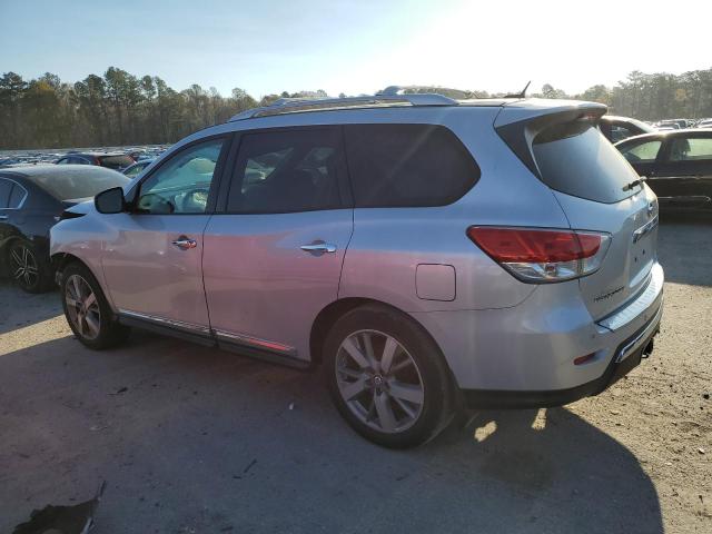 Photo 2 from auction – 2013 NISSAN PATHFINDER with VIN 5N1AR2MN2DC647365