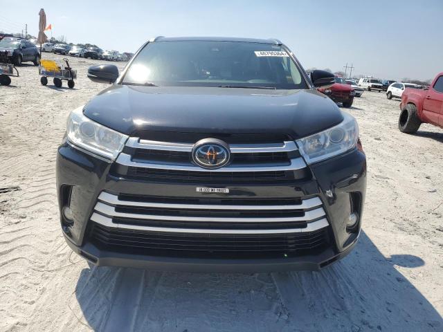 Photo 5 from auction – 2018 TOYOTA HIGHLANDER with VIN 5TDKZRFHXJS526960