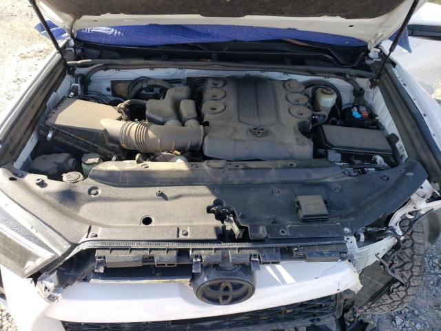 Photo 12 from auction – 2020 TOYOTA 4RUNNER SR with VIN JTEZU5JR8L5217272