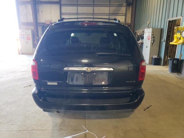 Photo 6 from auction – 2005 CHRYSLER TOWN & COU with VIN 2C4GP54L35R551824