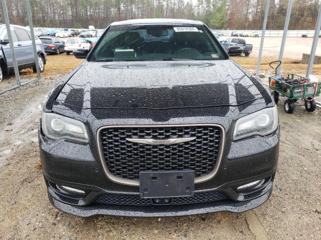 Photo 5 from auction – 2019 CHRYSLER 300 S with VIN 2C3CCABT7KH722974